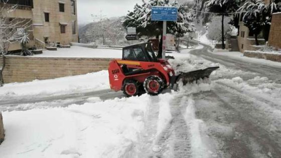 قطع طرقات.. ثلوج وأمطار عنيفة بسبب عاصفة “دانييلا” في لبنان