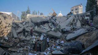 “شؤون الكنائس في فلسطين” تكشف محاولة الاحتلال بتفريغ الأرض من أهلها