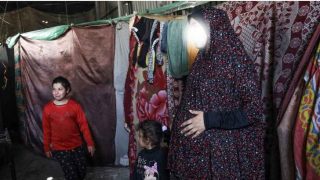 “صحة غزة”: 60 ألف سيدة حامل في غزة يعانين من سوء التغذية والجفاف