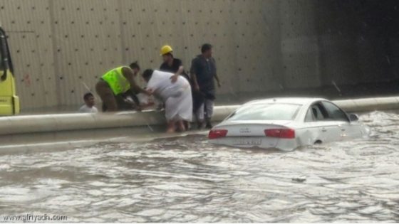 فيديو.. السيول تجتاح العاصمة السعودية الرياض - مرصد الشرق الأوسط و شمال أفريقيا