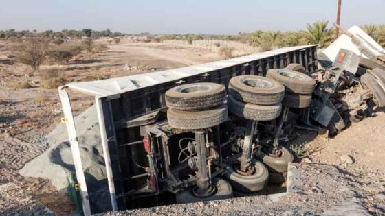 الدوريات الخارجية: تدهور شاحنة بالتزامن مع هطول الأمطار