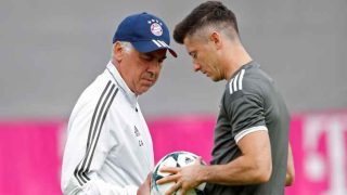 ليفاندوفسكي يغازل مدرب ريال مدريد
