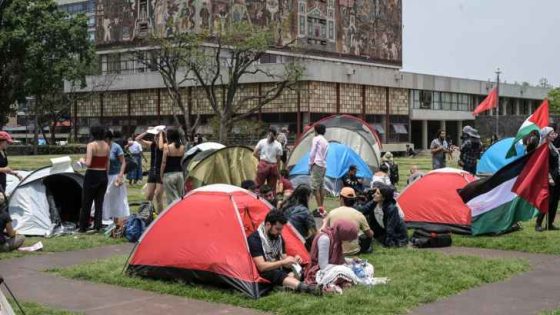 طلاب ينصبون خياما أمام أكبر جامعة في المكسيك دعما لغزة