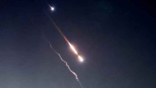 دوي انفجارات.. طائرات مسيرة تستهدف أم الرشراش في إيلات