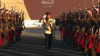 “معه وبه إنا ماضون”.. أنشودة البيعة والوفاء بين 1977 و 2024