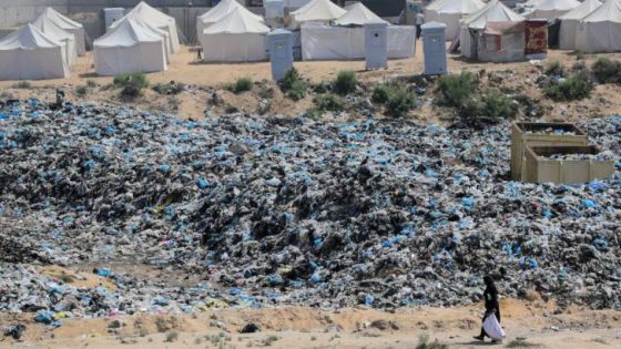 المشهد المعاصر | تراكم النفايات.. تهديد صامت بعيد المدى يفتك بصحة آلاف الغزيين