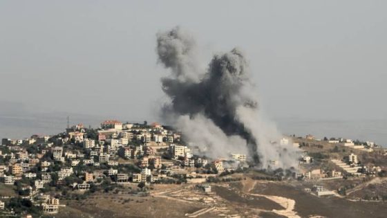 المشهد المعاصر | جيش الاحتلال: استهدفنا عنصرًا من حزب الله ومبانٍ عسكرية للحزب جنوب لبنان