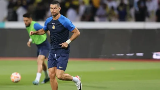 المشهد المعاصر | النصر يسعى لتجديد عقد كريستيانو رونالدو ويستخدم ورقة كاسيميرو لإقناعه