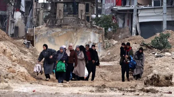 المشهد المعاصر | مصادر فلسطينية: العدوان على جنين أجبر نحو 3 آلاف عائلة على النزوح القسري من منازلها