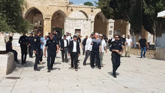 المشهد المعاصر | مستوطنون يقتحمون الأقصى ومقبرة باب الرحمة في آخر أيام عيد الفصح اليهودي
