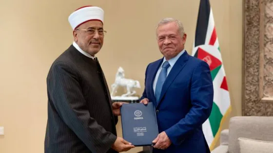 المشهد المعاصر | الملك يتسلم التقارير السنوية للسلطة القضائية والمحاكم الشرعية وهيئة النزاهة ومكافحة الفساد لعام 2024