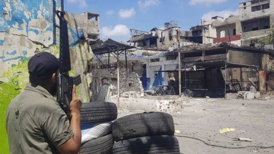 المشهد المعاصر | أ ف ب: اتفاق على بدء سحب السلاح من المخيمات الفلسطينية في لبنان منتصف حزيران