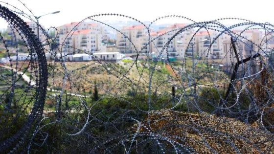 المشهد المعاصر | حماس: مخطط استيطاني جديد في الضفة الغربية يمثل “جريمة حرب”