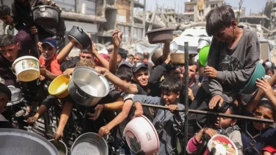 المشهد المعاصر | خدعة نتنياهو لاحتواء الضغط وهذه حاجة قطاع غزة اليومية من شاحنات المساعدات الإنسانية