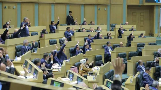 المشهد المعاصر | مجلس النواب يناقش “معدل العقوبات” و”التعامل بالأصول الافتراضية”.. مباشر