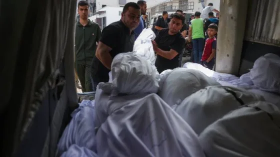 المشهد المعاصر | مصادر فلسطينية: شهداء وجرحى في مجزرة ارتكبها الاحتلال إثر قصف مدرسة تؤوي نازحين بمدينة غزة