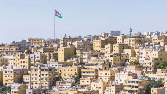 المشهد المعاصر | “إدارة الأزمات”: خطط تنفيذية لجاهزية مراكز الإيواء القادرة على استقبال عشرات آلاف المواطنين