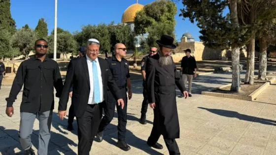 المشهد المعاصر | الأوقاف الفلسطينية: بن غفير يقتحم المسجد الأقصى بحماية شرطة الاحتلال