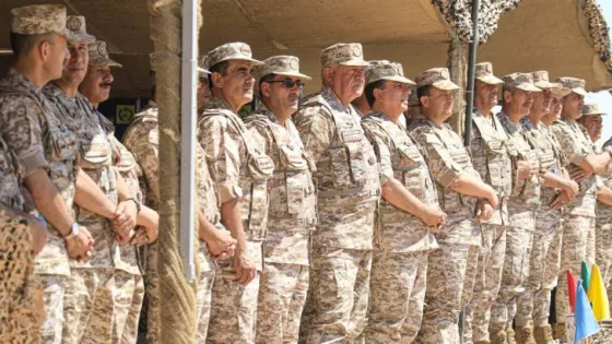 المشهد المعاصر | الحنيطي يتابع تمرينًا ميدانيًا يحاكي معركة دفاعية وهجومًا معاكسًا
