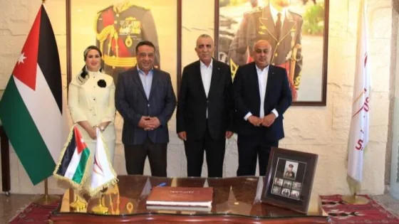 المشهد المعاصر | الرواشدة يشيد بدور البريد الأردني في توثيق المحطات الوطنية