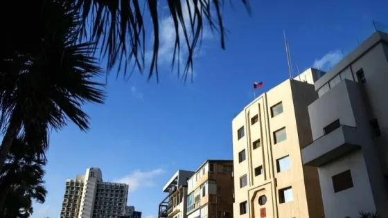 المشهد المعاصر | السفارة الروسية لدى الاحتلال توصي رعاياها بالمغادرة بسبب تصاعد المخاطر الأمنية