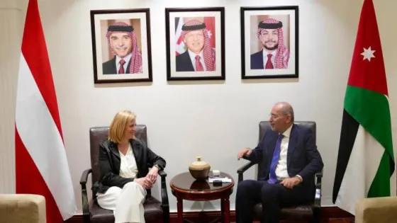 المشهد المعاصر | الصفدي يبحث مع نظيرته النمساوية سبل تعزيز التعاون ومواقف مشتركة بشأن غزة وسوريا