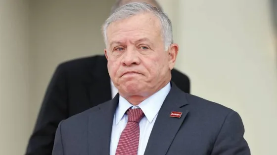 المشهد المعاصر | الملك: الدبلوماسية والمفاوضات واحترام القانون الدولي هو ما يحقق الأمن والاستقرار في المنطقة