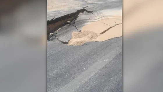 المشهد المعاصر | بالصور.. انهيار جزئي في شارع قرب المسلخ في عمّان وتحويلات مرورية