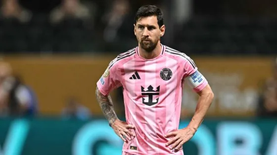 المشهد المعاصر | برشلونة ينهي أزمة الرواتب المتأخرة.. ميسي وبيكيه أبرز المستفيدين