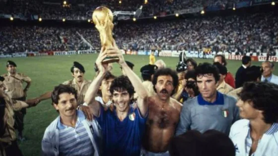 المشهد المعاصر | حين يمتزج المجد الكروي بالموقف الإنساني.. قصة المنتخب الذي أهدى كأس العالم لفلسطين عام 1982