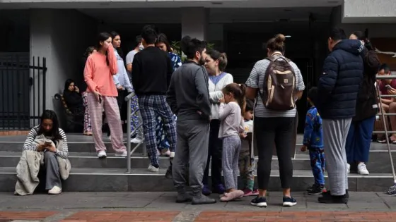 المشهد المعاصر | دوي صفارات الإنذار في العاصمة الكولومبية نتيجة زلزال بقوة 6.3 درجات على مقياس ريختر