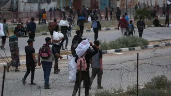 المشهد المعاصر | غزة: 5 شهداء و100 مصاب بقصف الاحتلال قرب مركز مساعدات