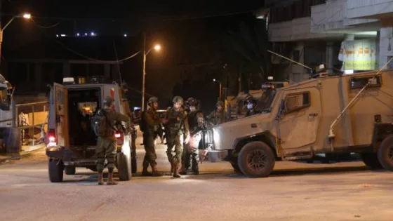 المشهد المعاصر | مراسل رؤيا: اقتحام واسع لنابلس والاحتلال يجبر عائلات على إخلاء منازلها