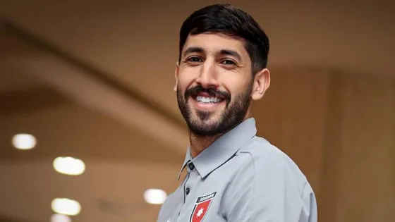 المشهد المعاصر | منتخب الأردن يصل إلى مسقط استعدادًا لمباراة عُمان في تصفيات كأس العالم