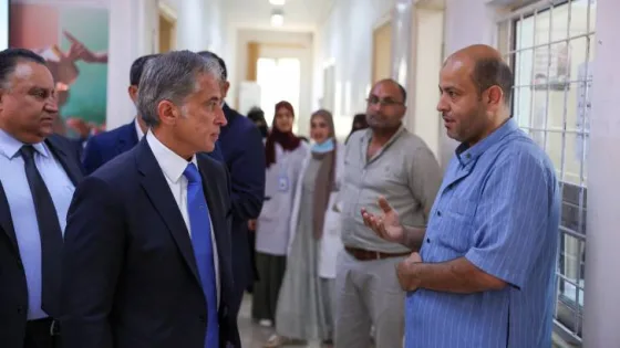 المشهد المعاصر | رئيس الوزراء يتفقد مركز صحي مغير السرحان ويستمع لملاحظات المراجعين ويوجه بتعزيز الخدمات الصحية