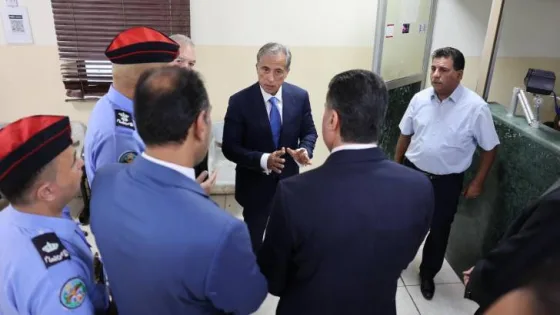 المشهد المعاصر | رئيس الوزراء يتفقد مشروع تطوير معبر حدود الدرة في العقبة ويُوجه بتسريع الإنجاز