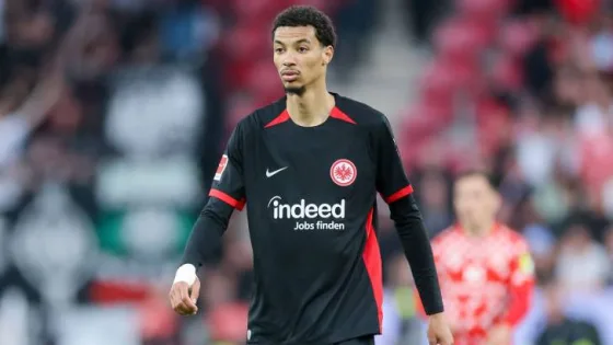 المشهد المعاصر | ليفربول يرفع عرضه لضم إيكتيكي إلى 90 مليون يورو