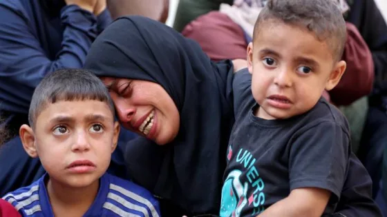 المشهد المعاصر | مصادر فلسطينية: شهداء وجرحى في قصف عنيف للاحتلال على مناطق متفرقة من قطاع غزة