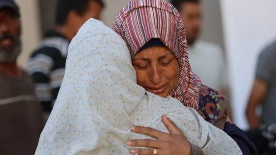 المشهد المعاصر | مصادر فلسطينية: طائرات الاحتلال تقصف مجددًا خيمة نازحين غرب خان يونس