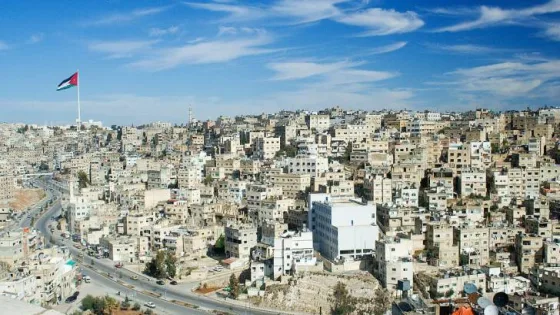 المشهد المعاصر | نسمات لطيفة.. طقس العرب: انخفاض متتالي بدرجات الحرارة خلال الأسبوع في الأردن