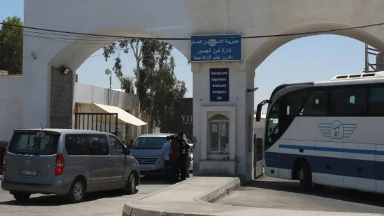 المشهد المعاصر | وزير الداخلية: قرارات عاجلة لحل أزمة الحجوزات وتنظيم حركة المسافرين على جسر الملك حسين