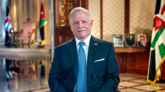 المشهد المعاصر | الملك يعود إلى أرض الوطن بعد زيارة رسمية لأوزبكستان وكازاخستان