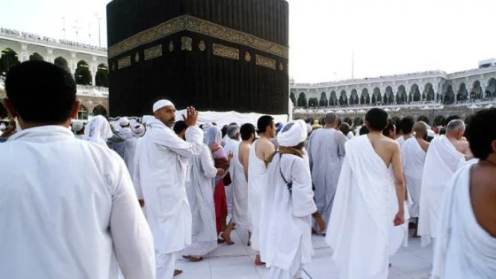 المشهد المعاصر | السعودية تطلق خدمة “نسك عمرة” لتمكين المعتمرين من التقديم المباشر للتأشيرة دون وسيط