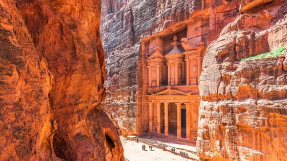 المشهد المعاصر | السياحة لـرؤيا : “أردننا جنة” يطلق حزم مبيت مدعومة لتشجيع السياحة في البترا