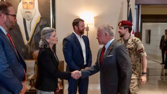 المشهد المعاصر | الملك يؤكد لوفد من الكونغرس الأمريكي رفض الأردن القاطع للتصريحات “الإسرائيلية” حول رؤية “إسرائيل الكبرى” المزعومة