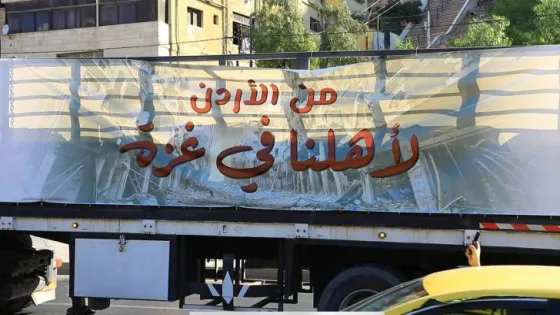 المشهد المعاصر | الهيئة الخيرية الهاشمية: عبور قافلة مساعدات تضم 31 شاحنة محملة بالأغذية إلى قطاع غزة