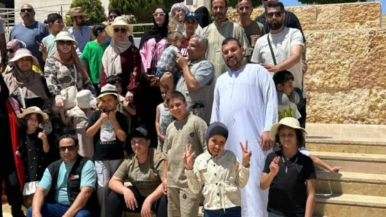 المشهد المعاصر | بعيداً عن آلام الحرب.. أطفال غزة مرضى السرطان يرسمون الفرح في مدينة البترا الأردنية