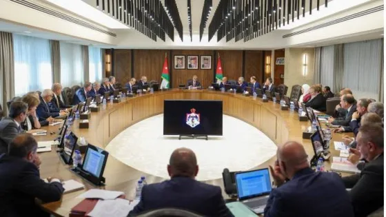 المشهد المعاصر | بهدف جذب الاستثمار.. مجلس الوزراء يقر حوافز جديدة لمشاريع الطاقة التقليدية والمتجددة