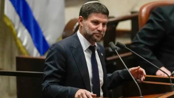 المشهد المعاصر | سموتريتش: آن الأوان لفرض السيادة رسميا على الضفة الغربية واحتلال جميع مناطق غزة