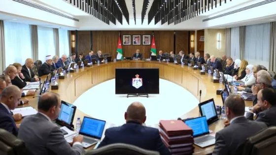 المشهد المعاصر | سياسيون يوضحون شكل التعديل الوزاري الأول على حكومة حسّان وأسبابه